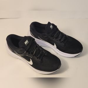 Nike Air Zoom Structure 24
